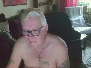 Cam4 Free Live Porn of dirtyminds1