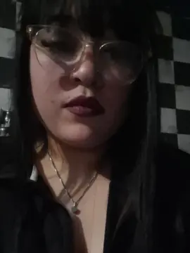 Cam4 Sex Cam of yamila36