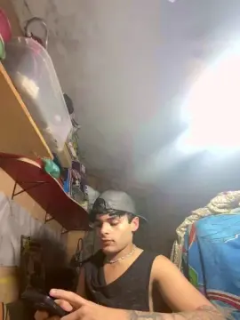 Cam4 Watch Live Sex Cams of contivitorhugo