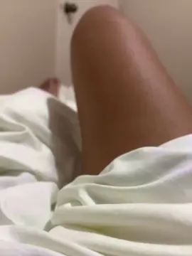 Cam4 Free Porn Cam of RessyTherstii