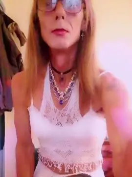 Cam4 Live Sex of slimx1