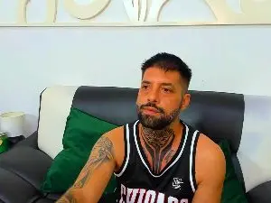 Cam4 Sex Cam of TommyDum