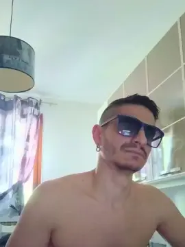 Cam4 Watch Live Sex Cams of melone923