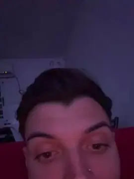 Cam4 Free Live Porn of ThomasRM98