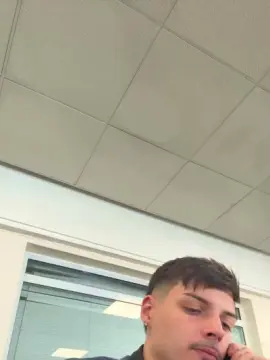 Cam4 Live Porn of ThomasRM98