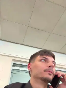 Cam4 Private Sex Chat of ThomasRM98
