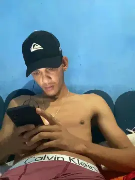 Cam4 Free Porn Cam of Dotadonovin19cm