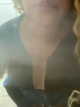 Cam4 Private Sex Chat of IsaFernandes