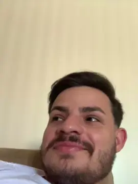 Cam4 Free Live Porn of victorhneves888