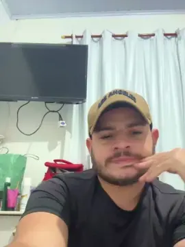 Cam4 Sex Cam of victorhneves888