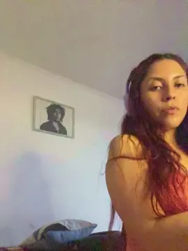 Cam4 Live Sex Cam of Reedgyal