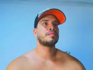 Cam4 Private Sex Chat of Tommy_John