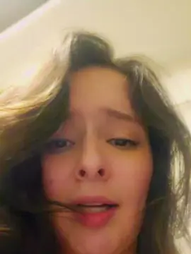 Cam4 Live Porn of Roxannepiggy