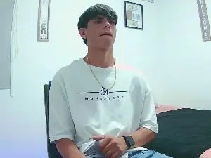 Cam4 Watch Live Sex Cams of harry_232001