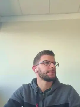 Cam4 Watch Live Sex Cams of DaddyLive