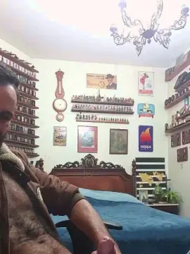Cam4 Free Porn Cam of Misterhaifa20