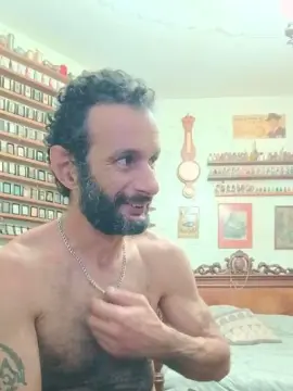 Cam4 Free Porn Cam of Misterhaifa20