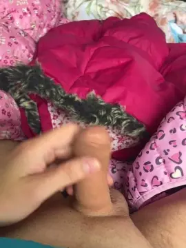 Cam4 Free Porn Cam of PufferJacket23