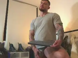 Cam4 Live Porn of DimitriSullivan
