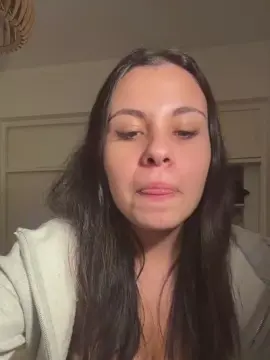 Cam4 Free Live Porn of hardkitty1