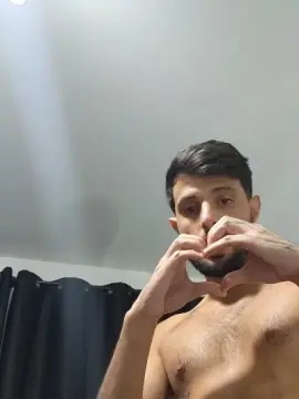 Cam4 Best live sex cam show of Levi_Henrique