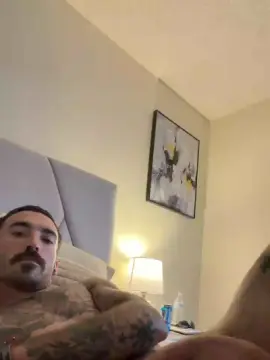 Cam4 Free Porn Cam of BigDickJohnny25
