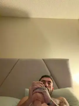 Cam4 Live Sex Cam of BigDickJohnny25