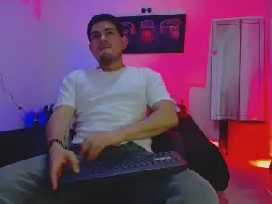 Cam4 Free Porn Cam of WilliamSteel01