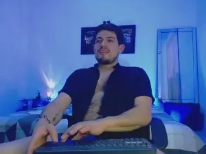 Cam4 Live Porn of WilliamSteel01