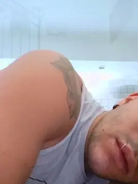 Cam4 Sex Chat of Mirko_sexy96