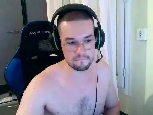 Cam4 Free Live Porn of kindick98