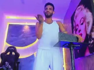 Cam4 Adult Video Chat of Dominic_Max