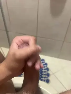 Cam4 Free Live Porn of Rolagrandeeer