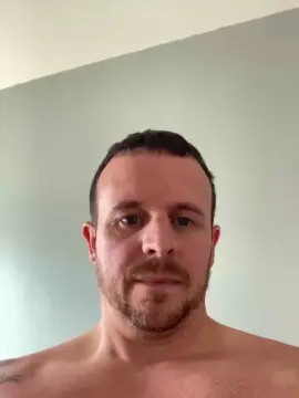Cam4 Live Porn of CuriousCrock