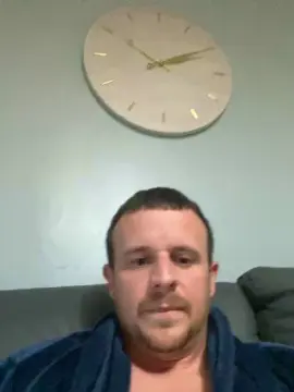 Cam4 Live Porn of CuriousCrock