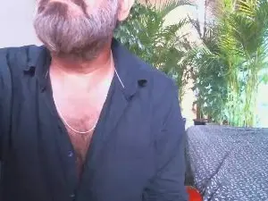 Cam4 Free Live Porn of bigthickcockdad