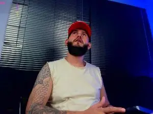 Cam4 Adult Video Chat of Bigsmale
