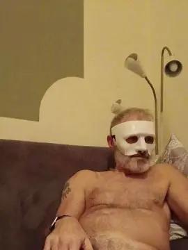 Cam4 Live Sex Cam of ItalSilverDaddy