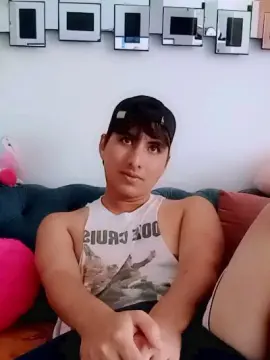 Cam4 Free Porn Cam of wildwolfhot