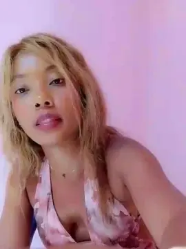 Cam4 Nude Webcam of Ellah1
