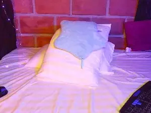 Cam4 Free Live Porn of SELEENA_01
