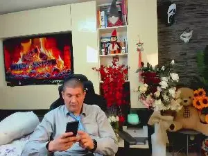 Cam4 Live Sex Cam of CRISSETAN