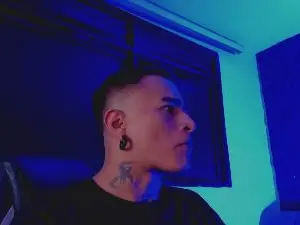 Cam4 Best live sex cam show of LiamDeep