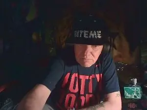 Cam4 Live Sex of biteme69691