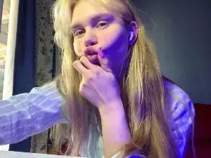 Cam4 Live Sex Cam of MoraViolet