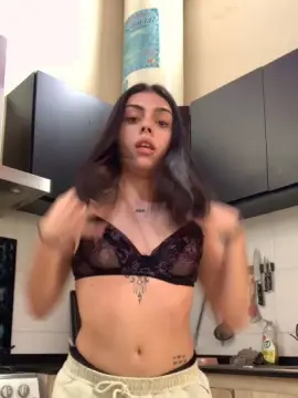 Cam4 Sex Chat of cielehot