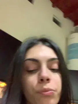 Cam4 Free Live Porn of cielehot