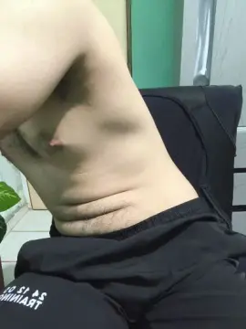 Cam4 Adult Video Chat of emohot1