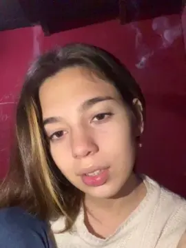 Cam4 Adult Video Chat of milagrossuwu