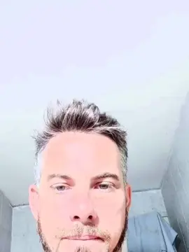 Cam4 Live Porn of danthepiero